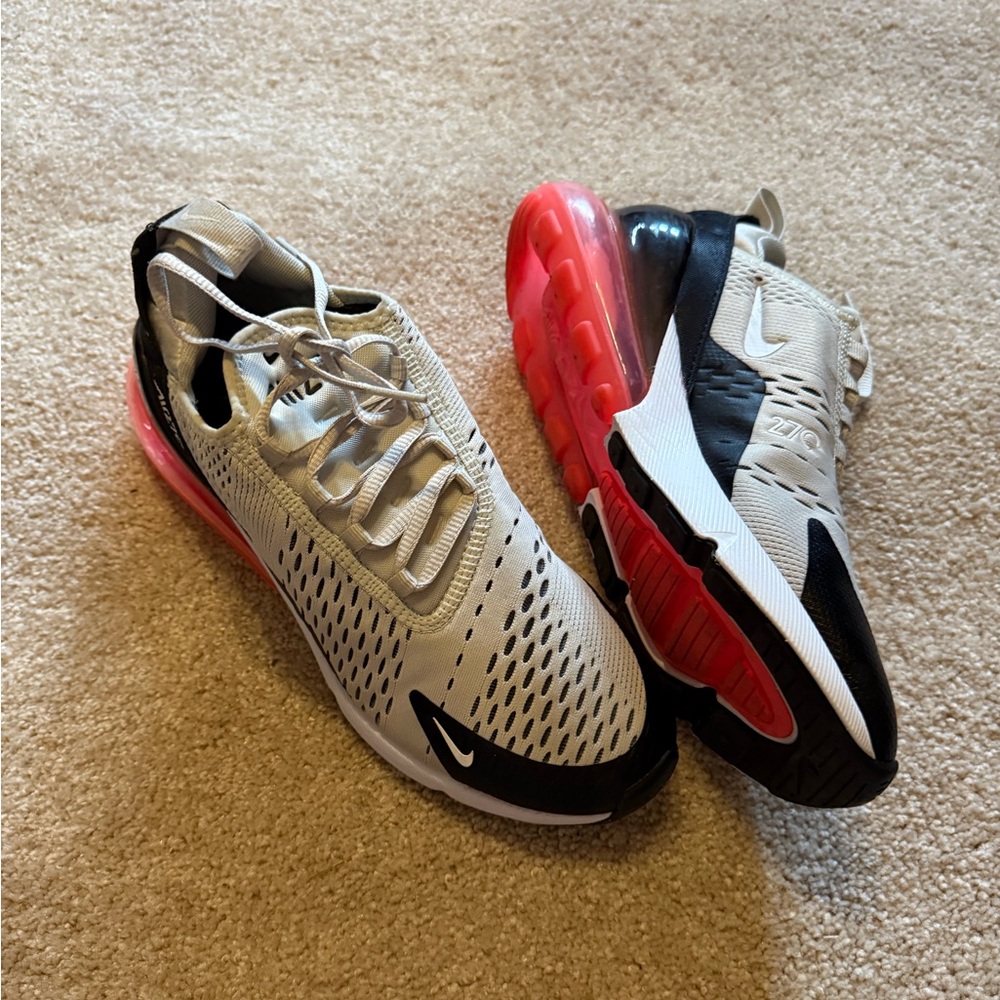 Nike Air Max 270 Sneakers 👟